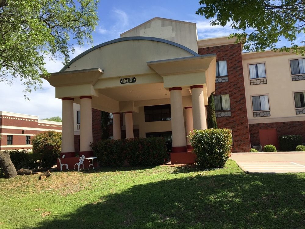 Quality Inn & Suites Lampasas Экстерьер фото