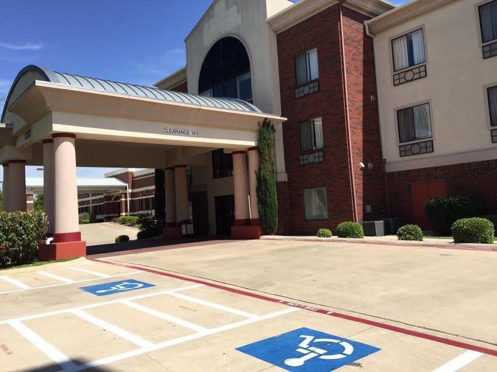 Quality Inn & Suites Lampasas Экстерьер фото