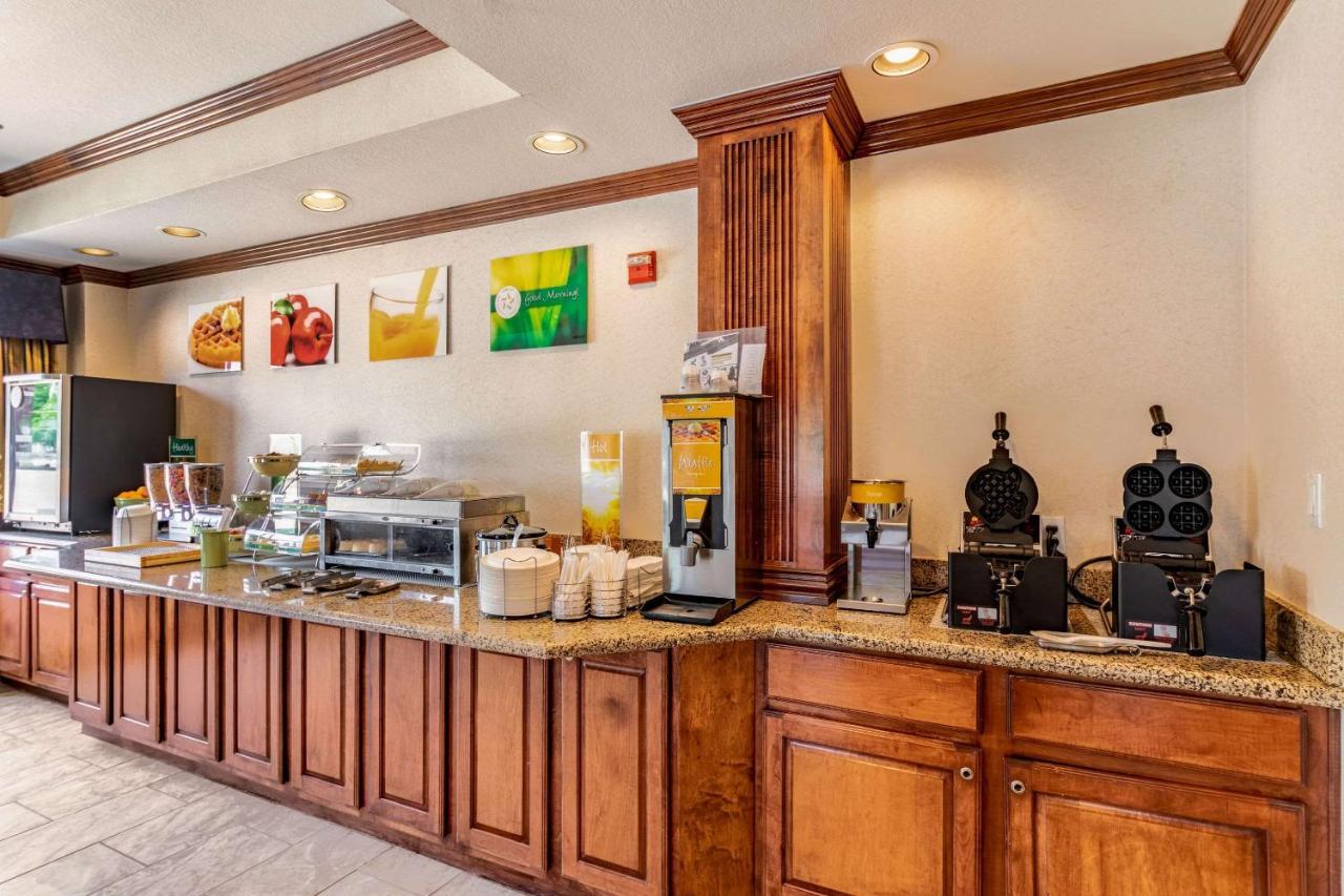 Quality Inn & Suites Lampasas Экстерьер фото
