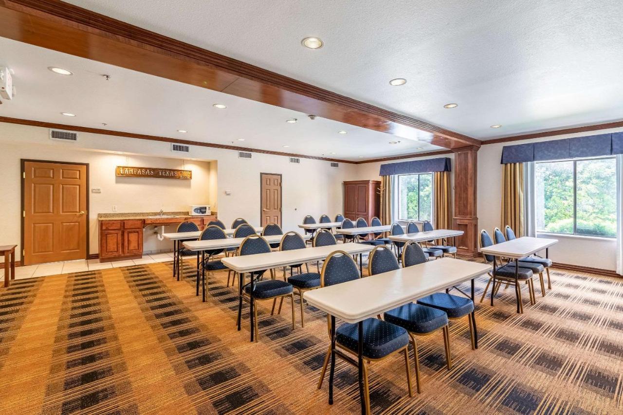 Quality Inn & Suites Lampasas Экстерьер фото