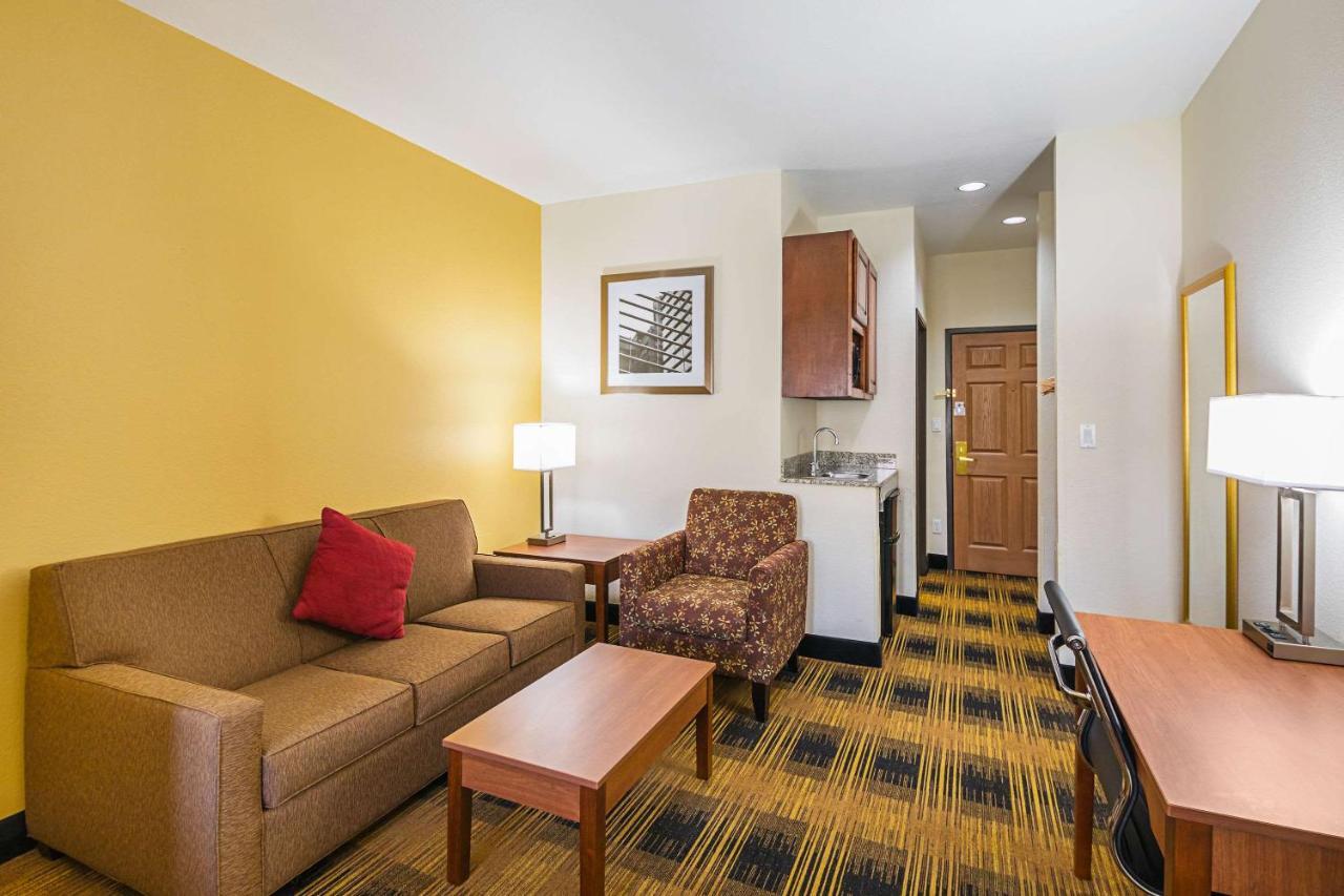 Quality Inn & Suites Lampasas Экстерьер фото